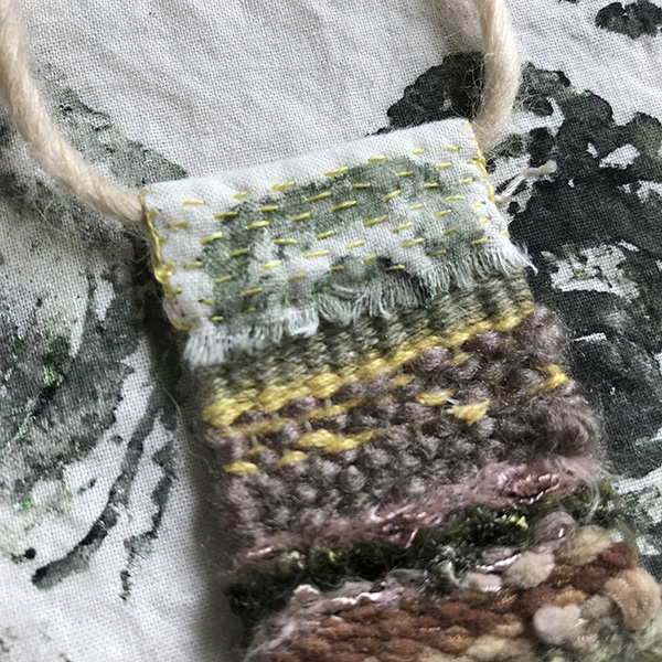 CryTheBird(Levacy)-Weaving-Pendant1(detail)