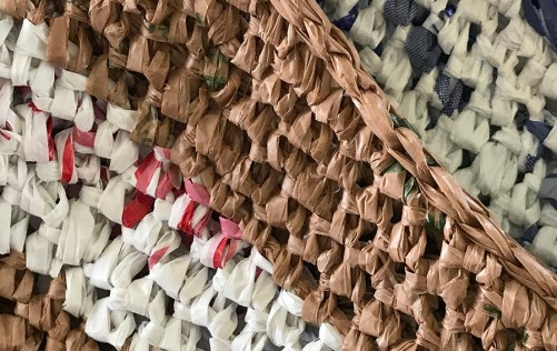 CryTheBird(Levacy)-Plarn-CloseUp